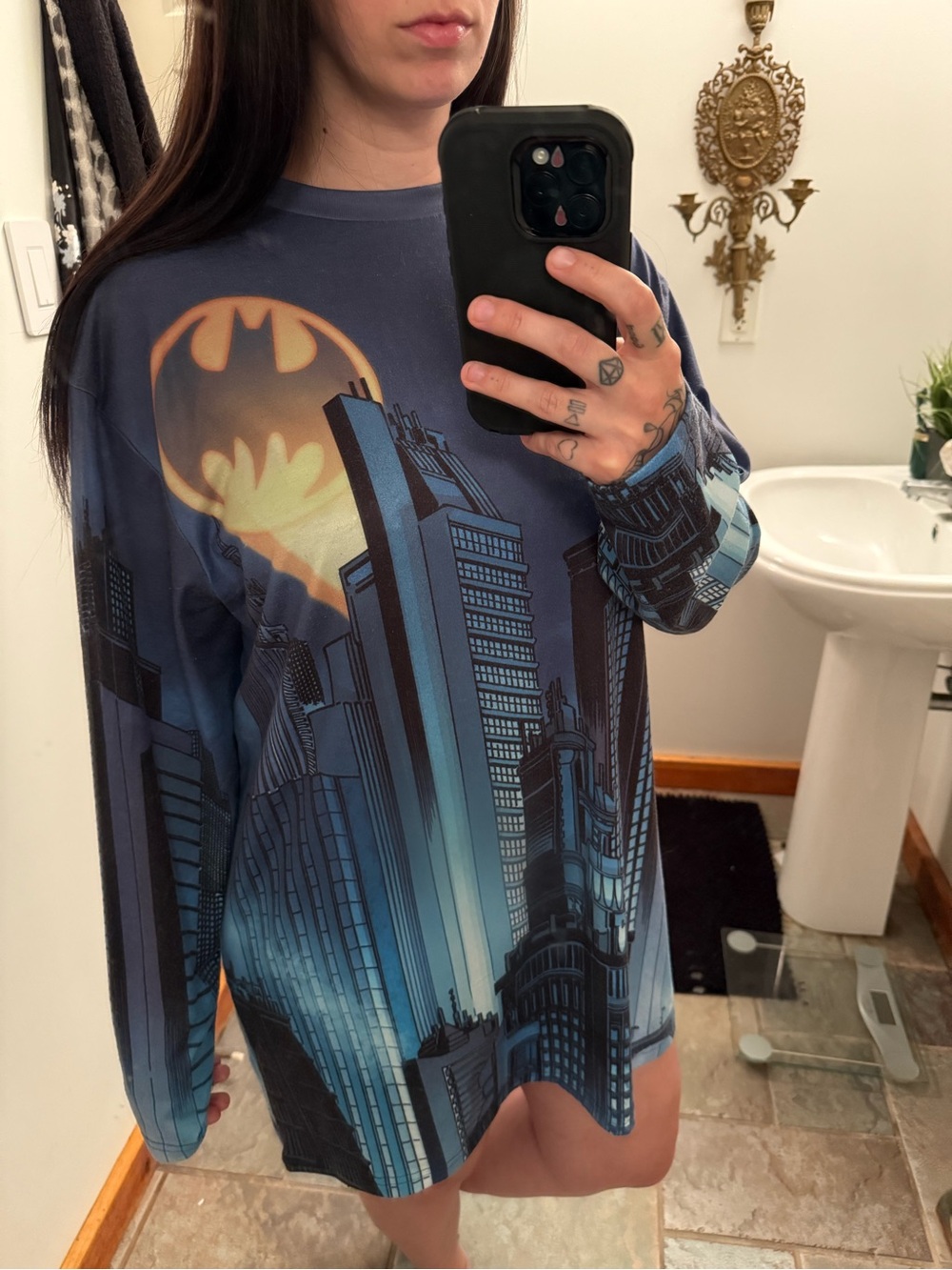 DC Comics Batman Gotham City Oversized Long Sleeve Tee